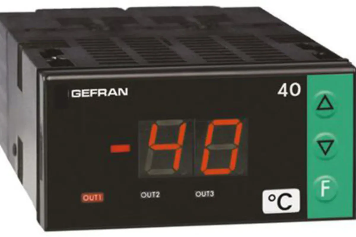Gefran 40T-48-4-00-RR-0-0-0-1 Controller