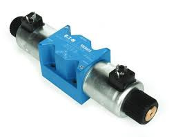 Eaton Vickers (Danfoss) DG4V36CMUH760 80LT  Magnetwegeventil Solenoid Directional Valve Image